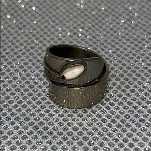 Vintage adjustable Pearl ring Silver Snake with White Stone Accent